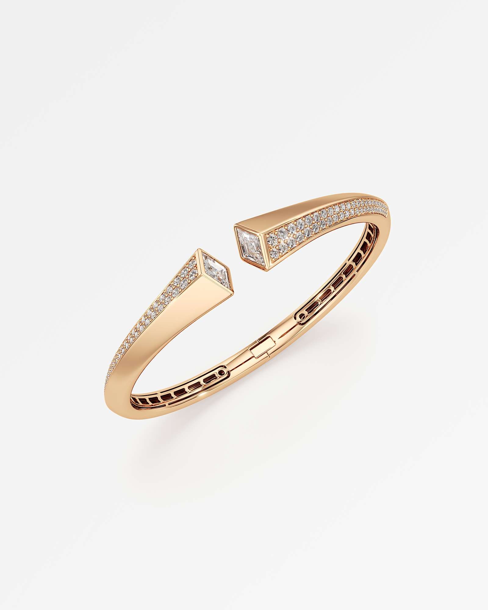 Skiris Pavé Diamond Bangle