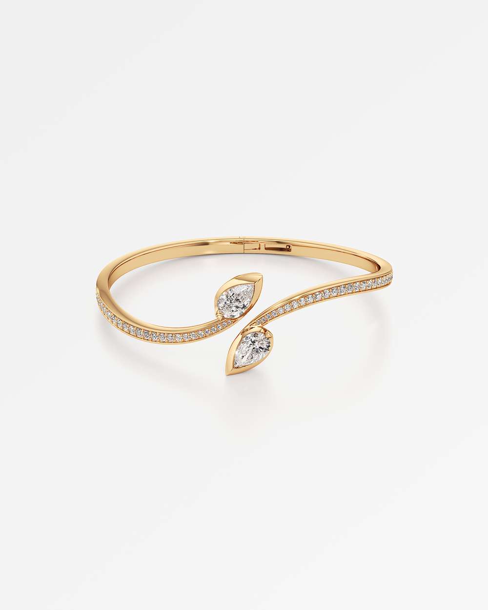 Serelle Diamond Bangle