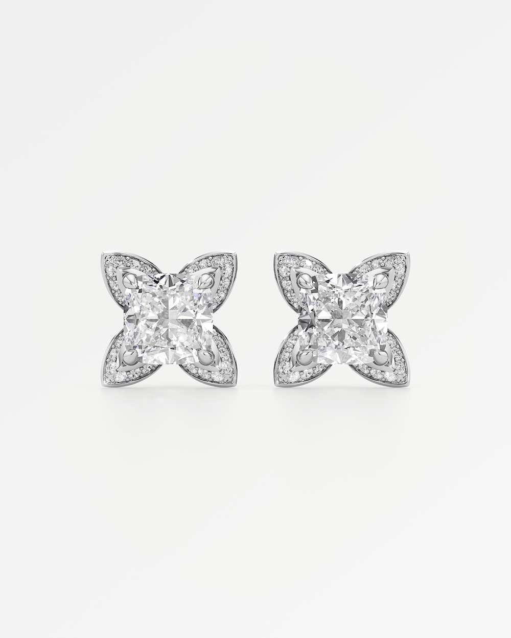Etera Diamond Stud Earrings