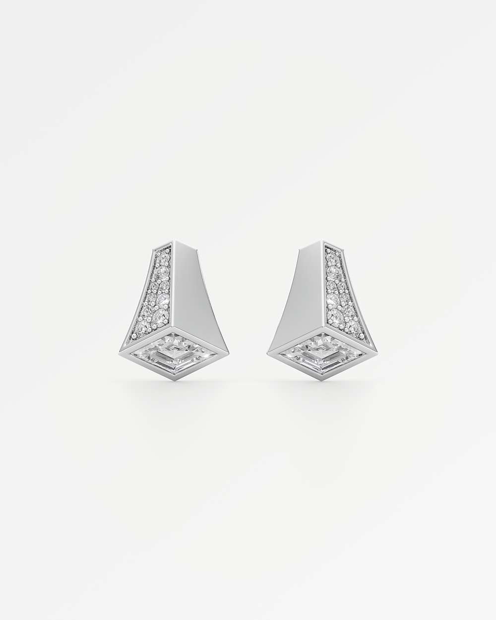 Vertine Diamond Stud Earrings