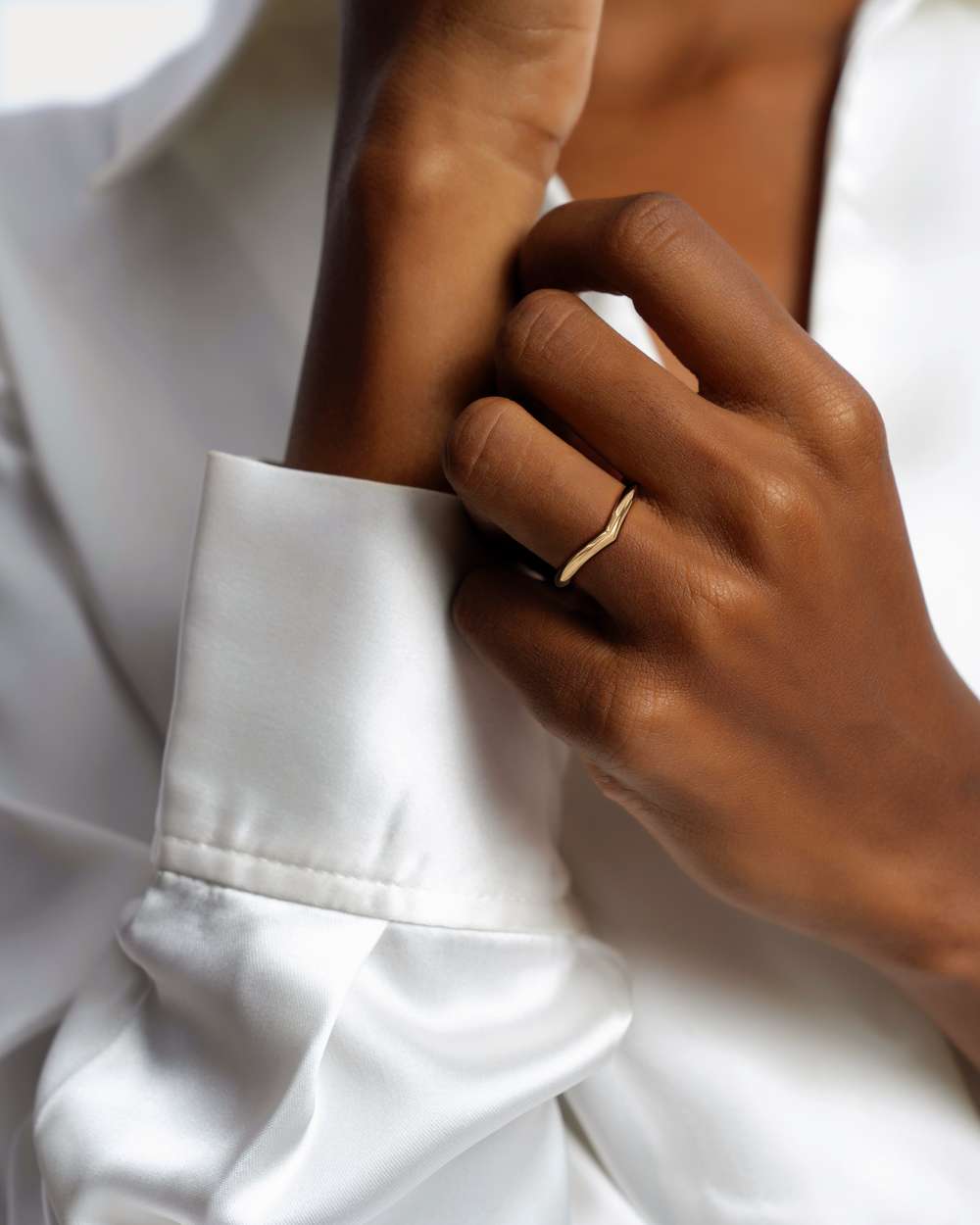 Vera Wedding Band