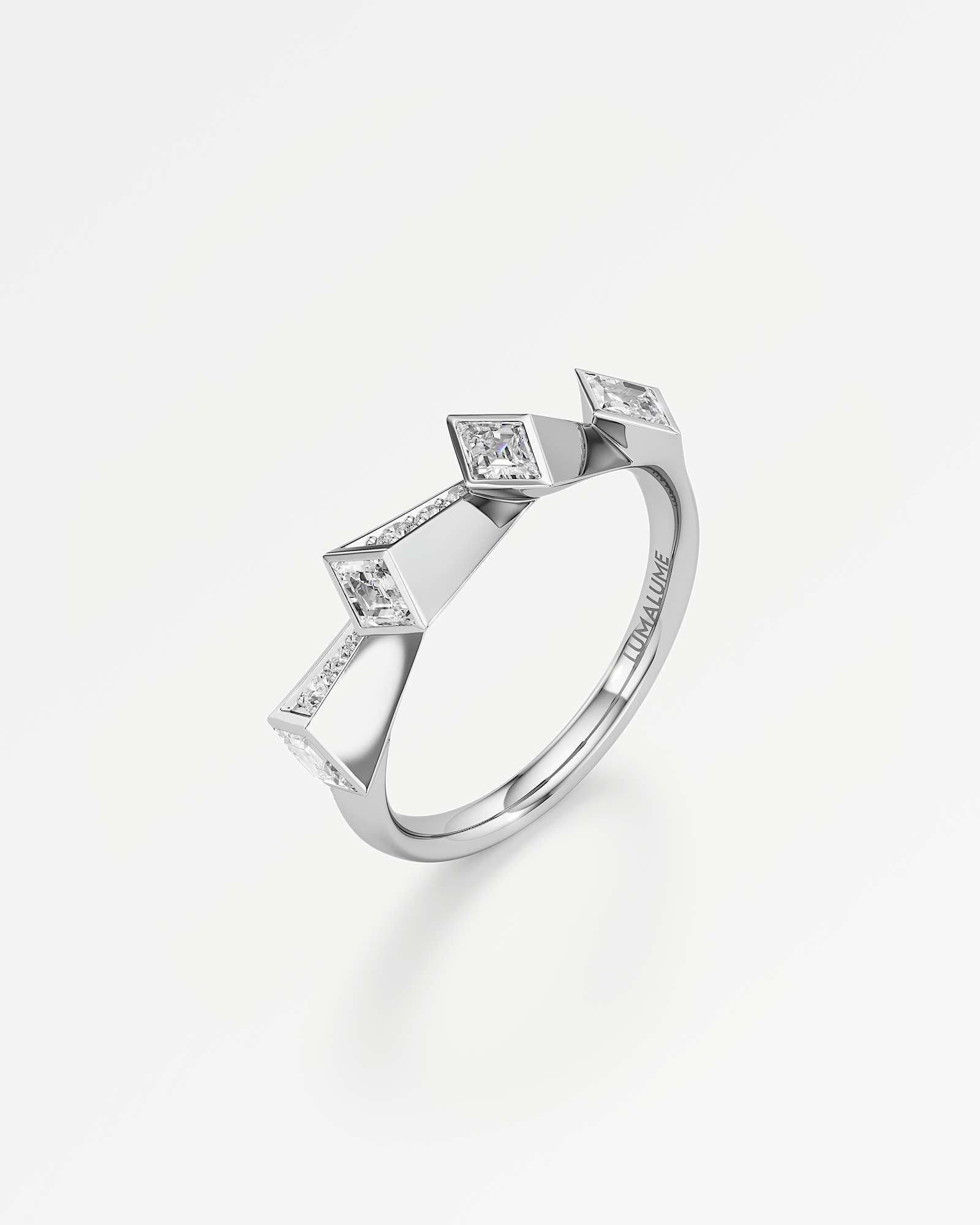 Quartium Pavé Diamond Ring