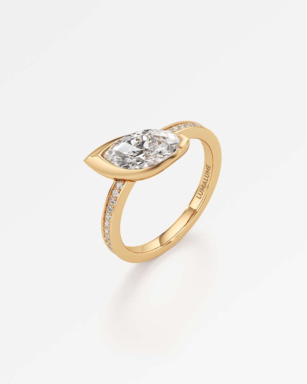 Apixa Pavé Diamond Ring