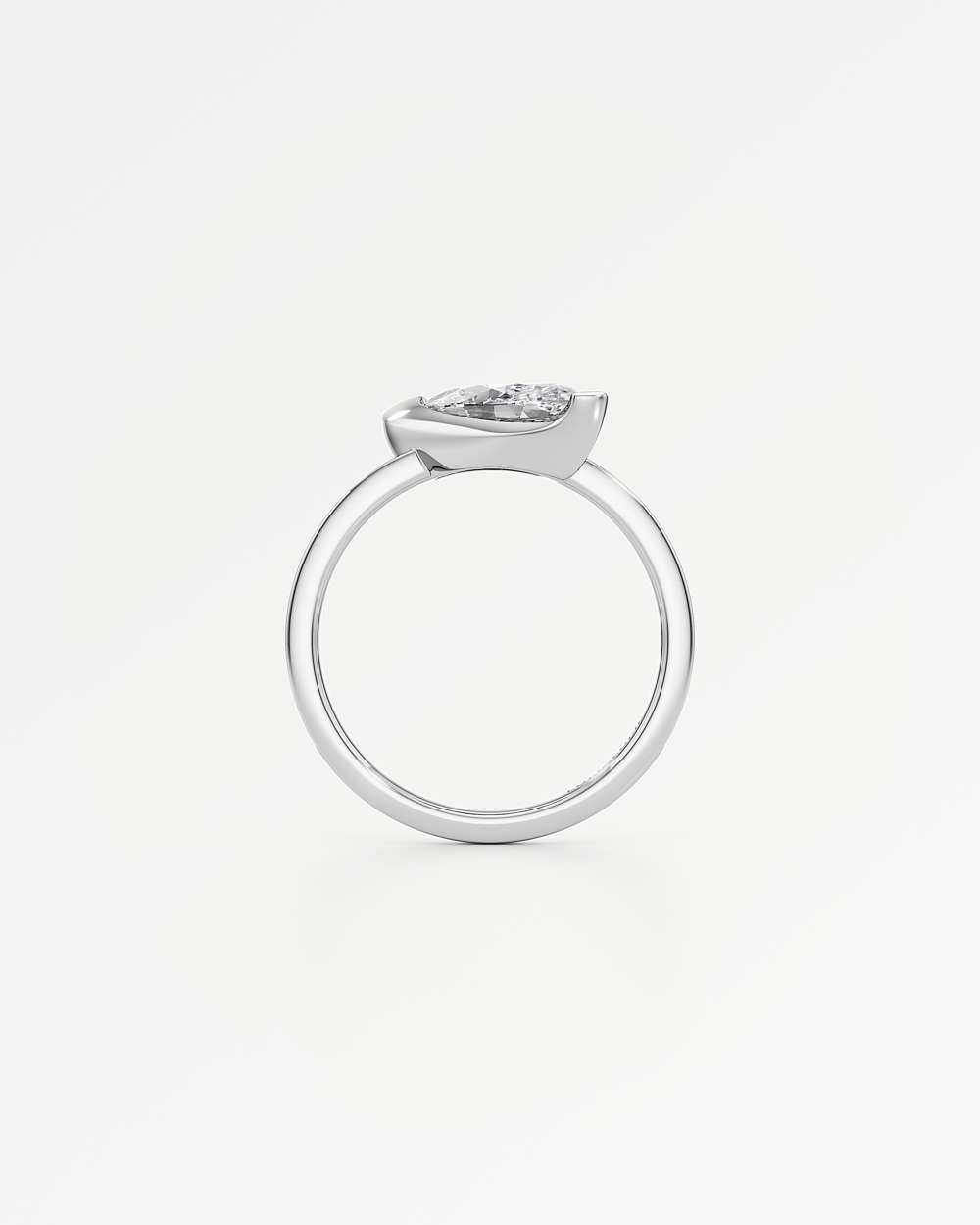 Apixa Pavé Diamond Ring