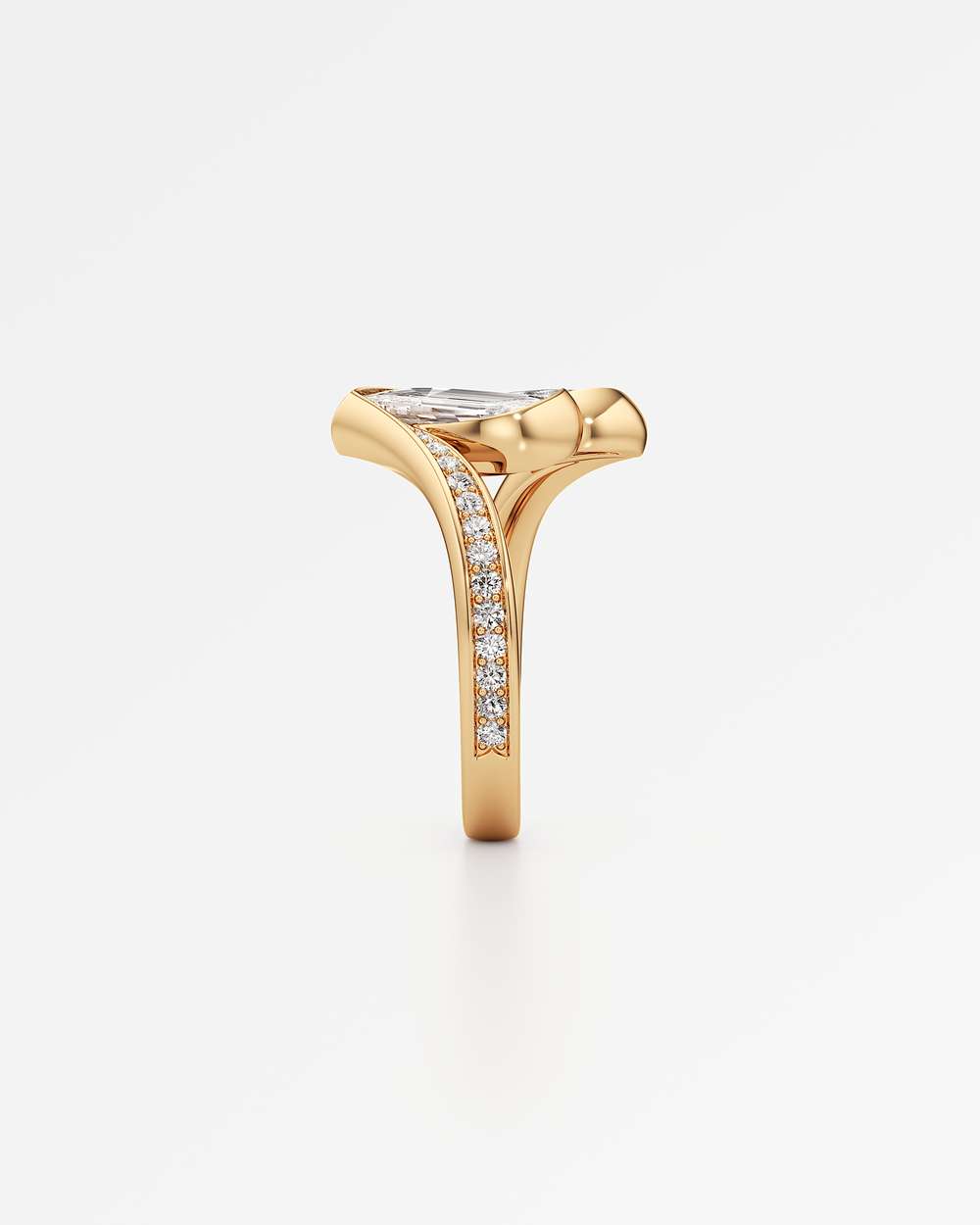 Mareal Diamond Ring